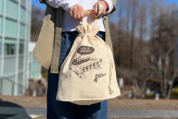 オーガニックコットンガゼット巾着トート