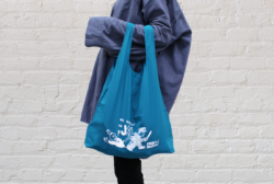 ナイロン ポケッタブルバッグ