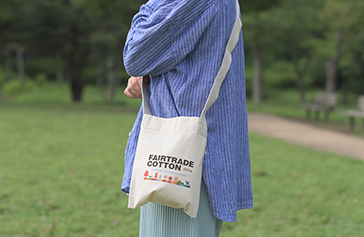 あきちゃん様オーダー横長サコッシュ：リネン あきちゃん様オーダー横長サコッシュ：リネン