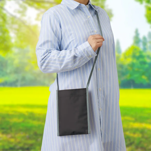 レジャーサコッシュ